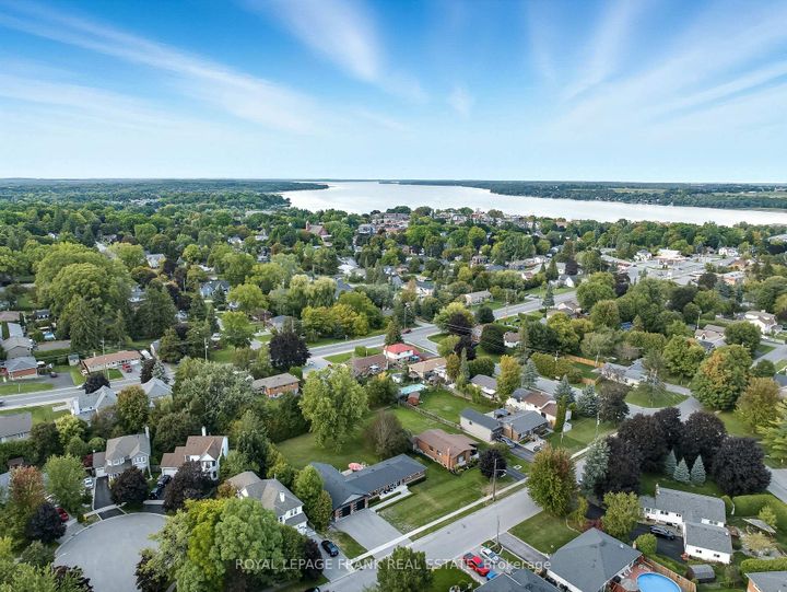 Photo 5 at 393 Lorne Street, Port Perry, Scugog