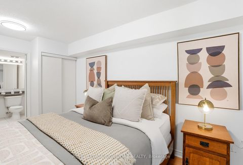 Photo 8 at 402 - 935 Sheppard Avenue W, Clanton Park, Toronto