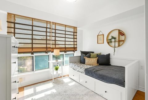 Photo 31 at 402 - 935 Sheppard Avenue W, Clanton Park, Toronto