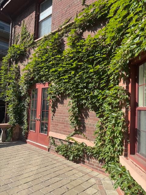 Photo 2 at 503 - 212 St George Street, Annex, Toronto