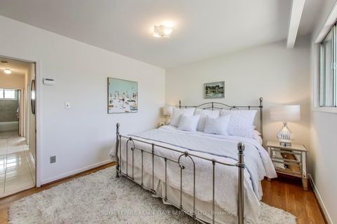 Photo 11 at 251 Driftwood Avenue, Black Creek, Toronto