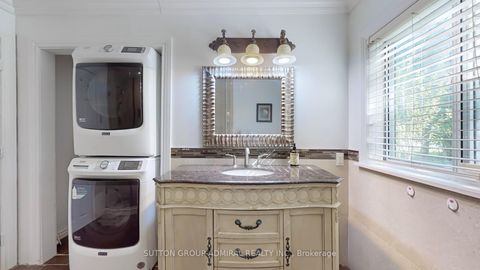 Photo 14 at 2 Newman Avenue, Oak Ridges Lake Wilcox, Richmond Hill