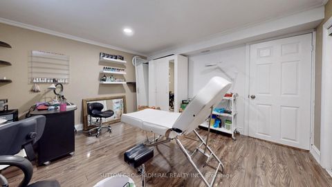 Photo 23 at 2 Newman Avenue, Oak Ridges Lake Wilcox, Richmond Hill
