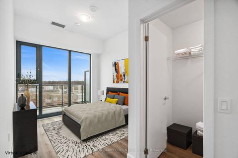 Photo 16 at 906 - 250 Lawrence Avenue W, Lawrence Park North, Toronto