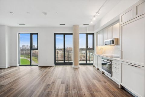 Photo 27 at 906 - 250 Lawrence Avenue W, Lawrence Park North, Toronto