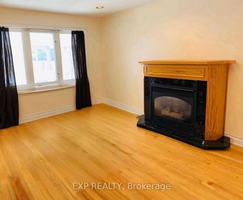 Photo 2 at 97 Drewry Avenue, Newtonbrook West, Toronto