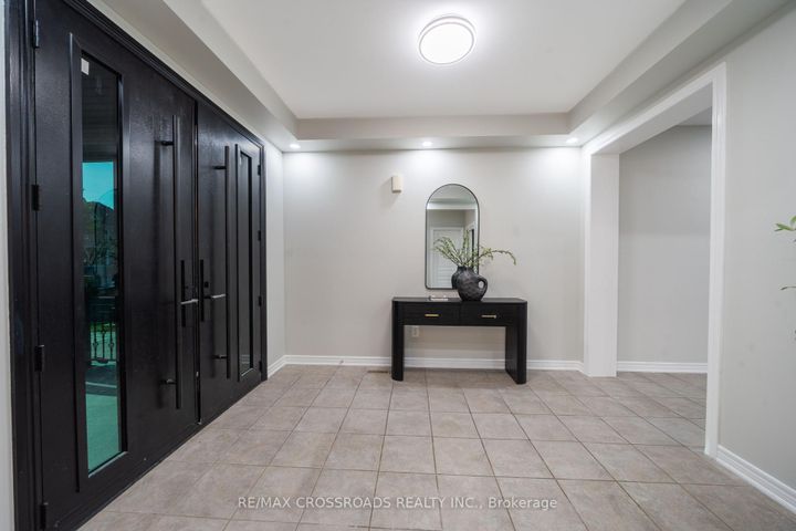Photo 5 at 213 Riverwalk Drive, Box Grove, Markham
