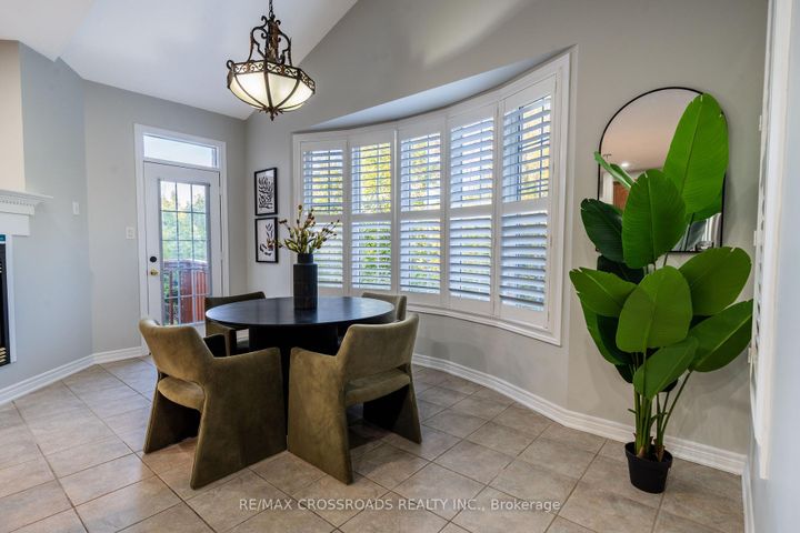 Photo 10 at 213 Riverwalk Drive, Box Grove, Markham