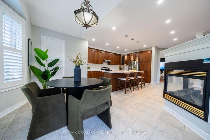 Photo 13 at 213 Riverwalk Drive, Box Grove, Markham