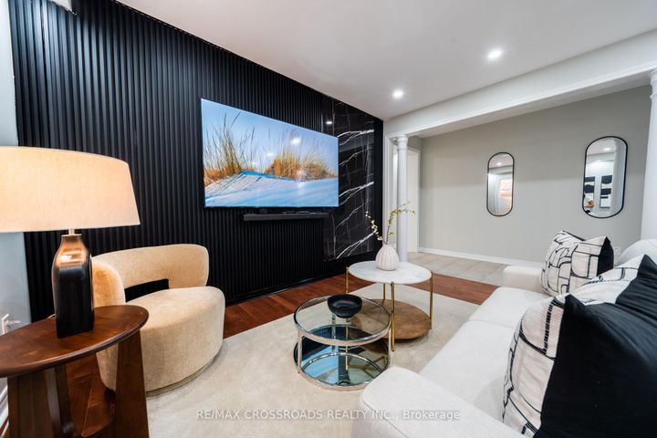 Photo 14 at 213 Riverwalk Drive, Box Grove, Markham