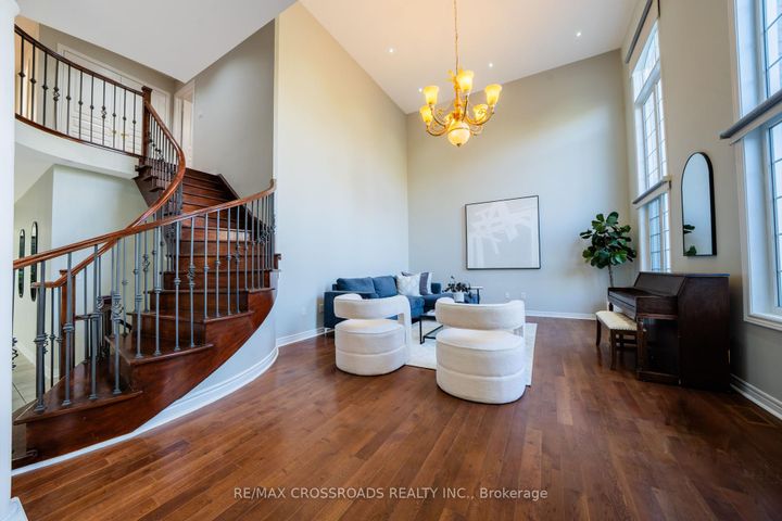 Photo 15 at 213 Riverwalk Drive, Box Grove, Markham