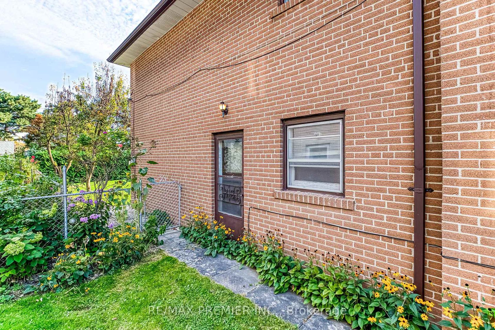 Photo 37 at 217 La Rose Avenue, Richview, Toronto Photo 37 at 217 La Rose Avenue, Richview, Toronto