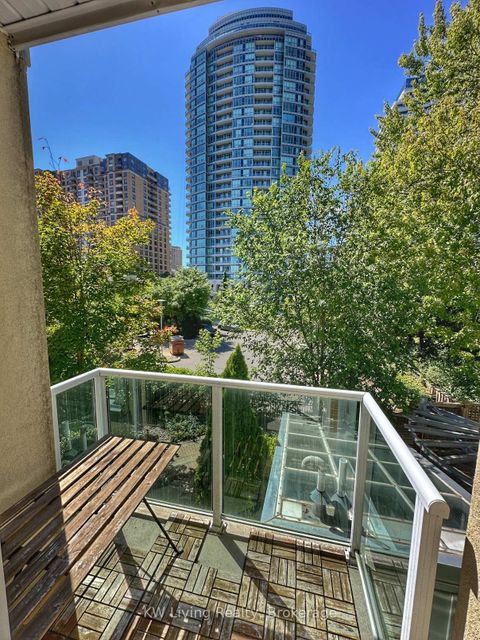 Photo 13 at 15 - 70 Byng Avenue, Willowdale East, Toronto