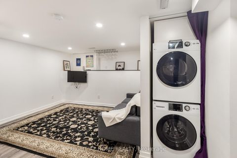 Photo 20 at 377 Lansdowne Avenue, Dufferin Grove, Toronto