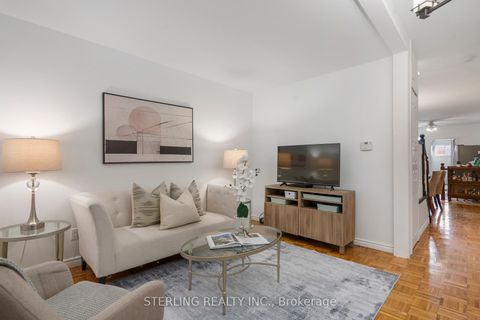 Photo 7 at 13 Auburn Avenue, Davenport, Toronto