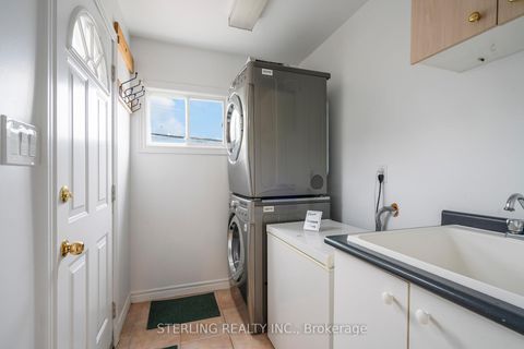 Photo 14 at 13 Auburn Avenue, Davenport, Toronto