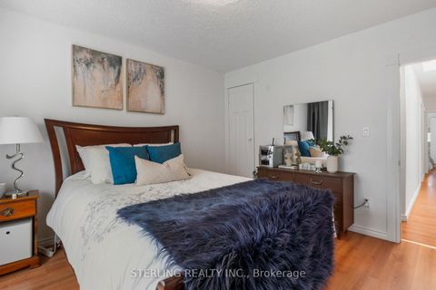 Photo 17 at 13 Auburn Avenue, Davenport, Toronto