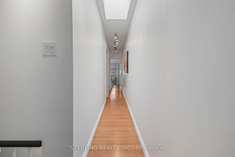 Photo 21 at 13 Auburn Avenue, Davenport, Toronto