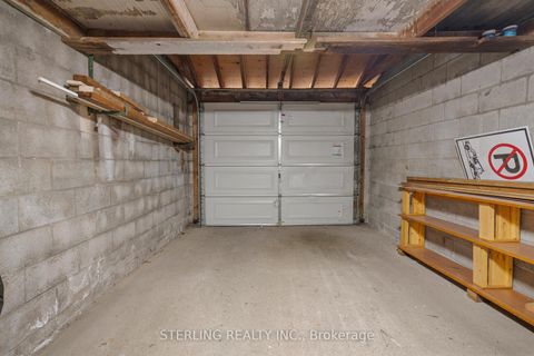 Photo 36 at 13 Auburn Avenue, Davenport, Toronto