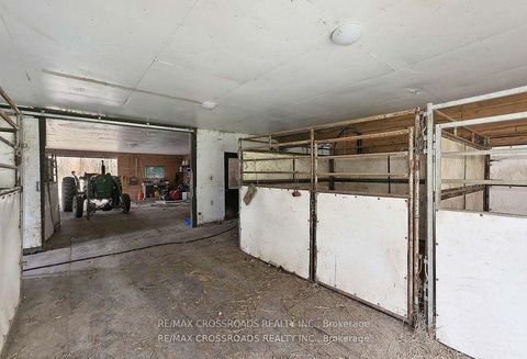 Photo 26 at 2726 9Th Line, Rural Innisfil, Innisfil