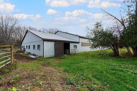 Photo 30 at 2726 9Th Line, Rural Innisfil, Innisfil