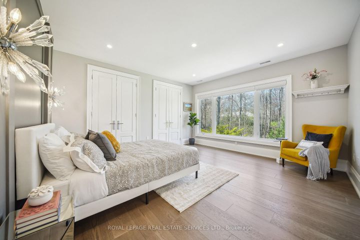 Photo 22 at 1489 Rogerswood Court, Lorne Park, Mississauga