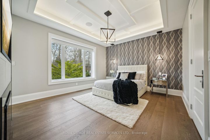 Photo 25 at 1489 Rogerswood Court, Lorne Park, Mississauga