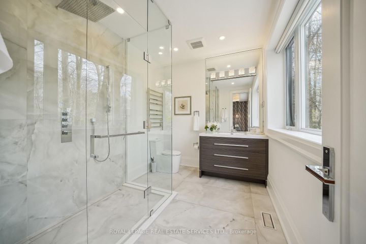 Photo 27 at 1489 Rogerswood Court, Lorne Park, Mississauga