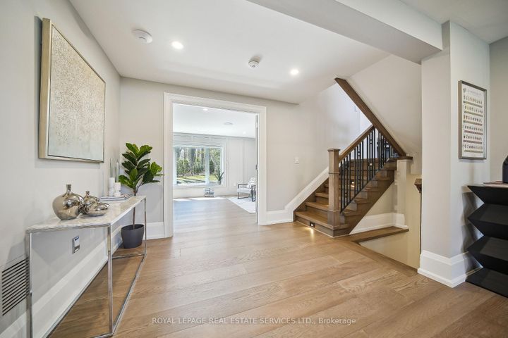 Photo 32 at 1489 Rogerswood Court, Lorne Park, Mississauga