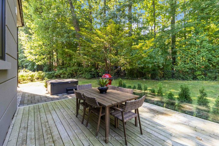 Photo 44 at 1489 Rogerswood Court, Lorne Park, Mississauga