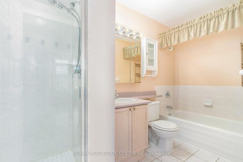 Photo 11 at 410 - 2301 Parkhaven Boulevard, RO River Oaks, Oakville