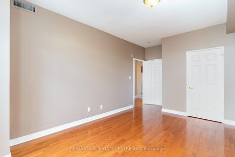 Photo 12 at 410 - 2301 Parkhaven Boulevard, RO River Oaks, Oakville