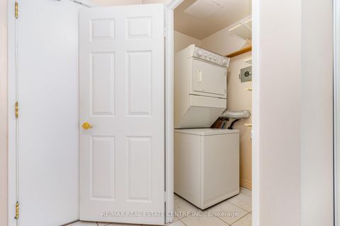 Photo 16 at 410 - 2301 Parkhaven Boulevard, RO River Oaks, Oakville