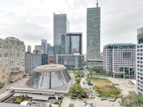 Photo 9 at 1407 - 224 King Street W, Waterfront Communities C1, Toronto