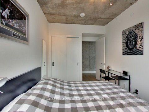 Photo 13 at 1407 - 224 King Street W, Waterfront Communities C1, Toronto