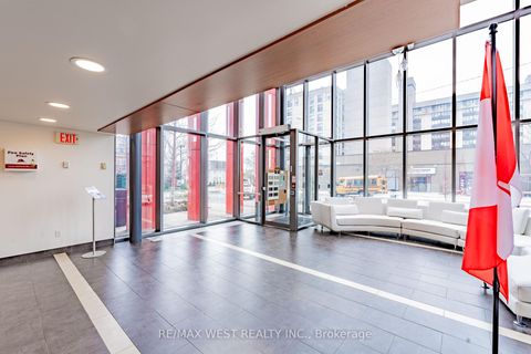 Photo 3 at 625 - 15 James Finlay Way, CFB, Toronto