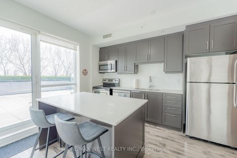 Photo 13 at 625 - 15 James Finlay Way, CFB, Toronto