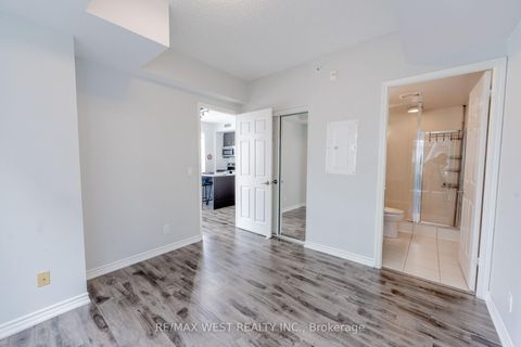 Photo 16 at 625 - 15 James Finlay Way, CFB, Toronto