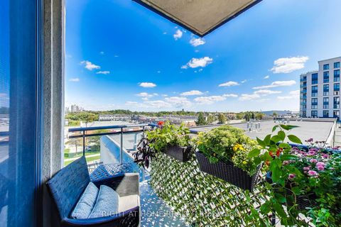 Photo 1 at 317 - 12 Woodstream Boulevard, Vaughan Grove, Vaughan