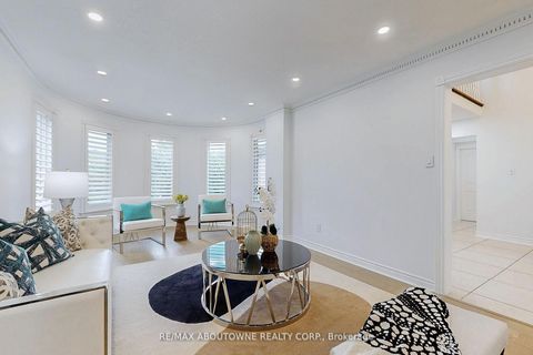 Photo 8 at 1398 Winterbourne Drive, CV Clearview, Oakville