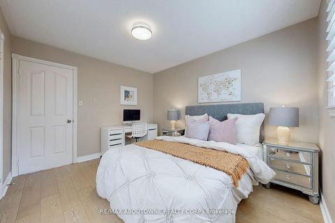 Photo 31 at 1398 Winterbourne Drive, CV Clearview, Oakville