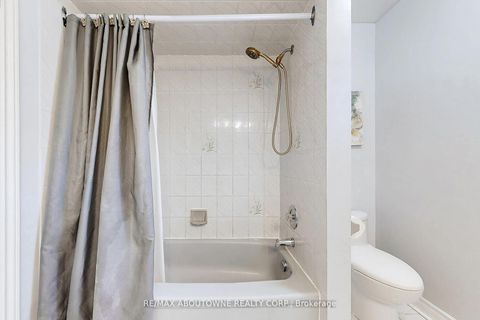 Photo 35 at 1398 Winterbourne Drive, CV Clearview, Oakville