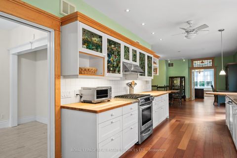 Photo 10 at 55 Sir Williams Lane, Rosethorn, Toronto