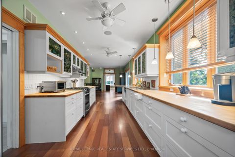 Photo 12 at 55 Sir Williams Lane, Rosethorn, Toronto