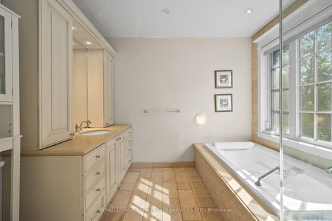 Photo 19 at 55 Sir Williams Lane, Rosethorn, Toronto