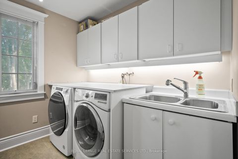 Photo 26 at 55 Sir Williams Lane, Rosethorn, Toronto