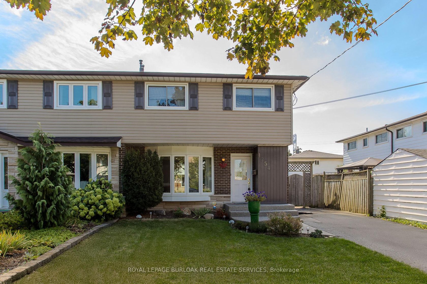 1254 Treeland Street, Freeman, Burlington 