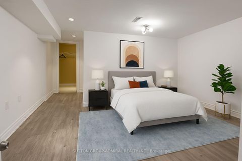 Photo 31 at 160 Marwood Place, Maple, Vaughan
