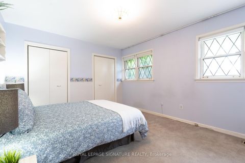 Photo 15 at 7 Willowood Court, Don Valley Village, Toronto