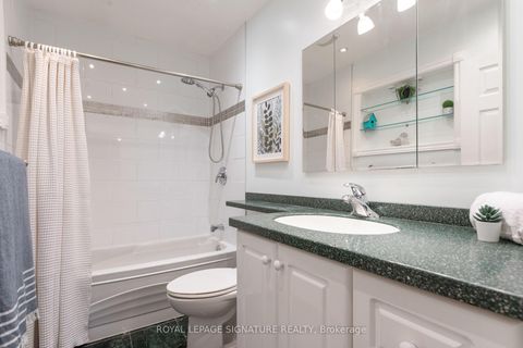 Photo 21 at 7 Willowood Court, Don Valley Village, Toronto